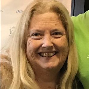 Meet your Posher, Darlene